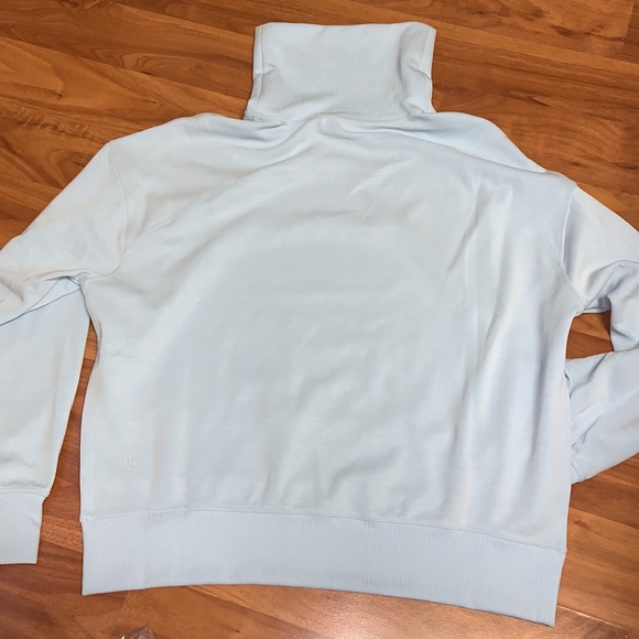 NWT Lululemon Athletica Softstreme Turtleneck Pullover - Picture 9 of 12